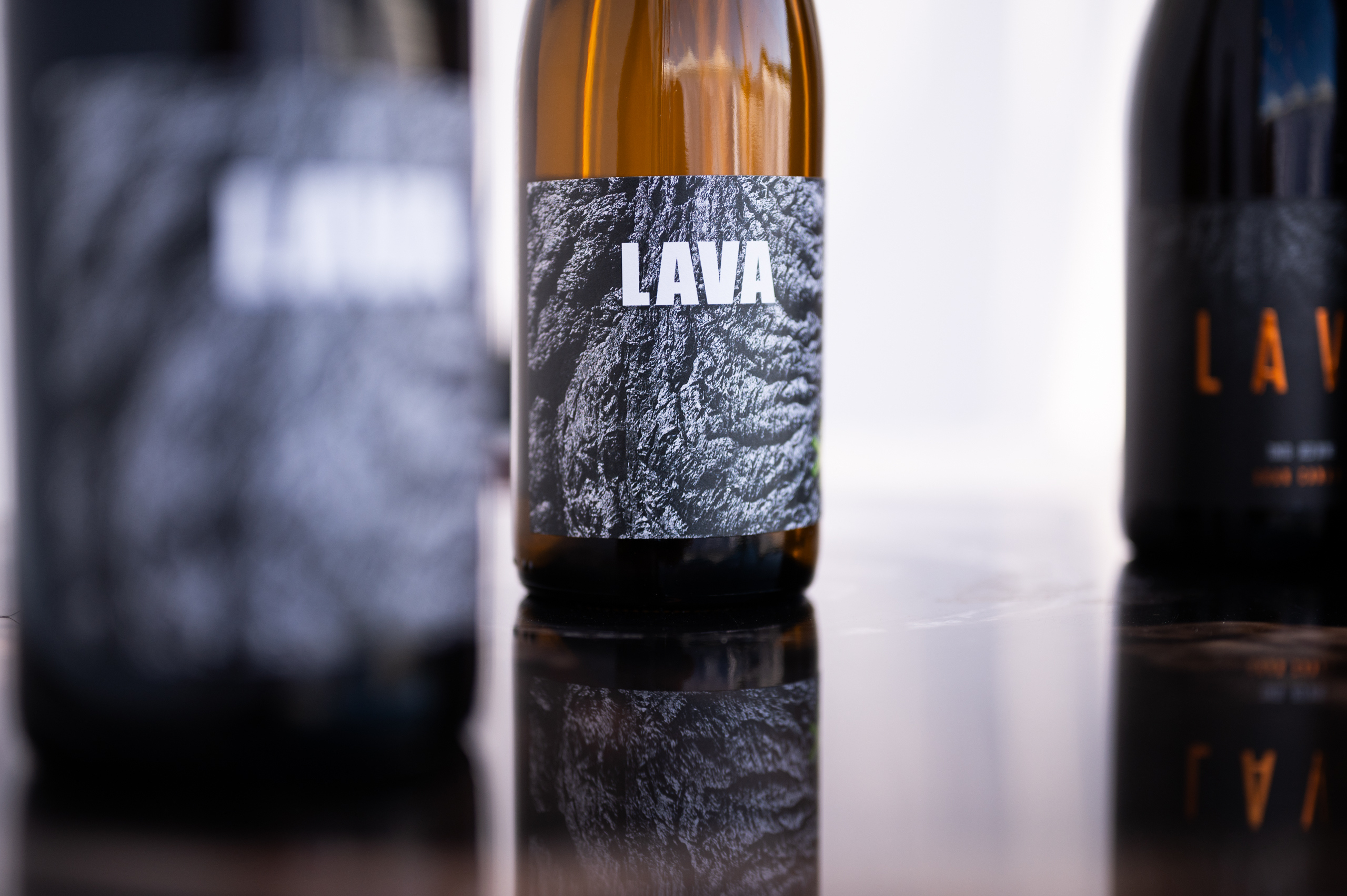 BODEGA Y VINOS LAVA